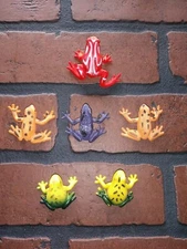 Lot of 6 Jaru Plastic Miniature Frogs 1980s Figurines Red Purple Yellow Ocre EUC