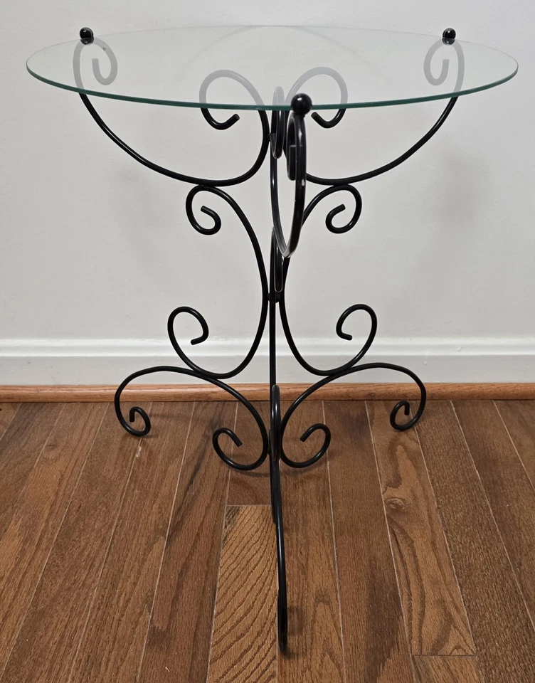 Vintage Mid Century Wrought Iron Patio End Table Plant Stand Glass Top Chippy - Image 2 of 4