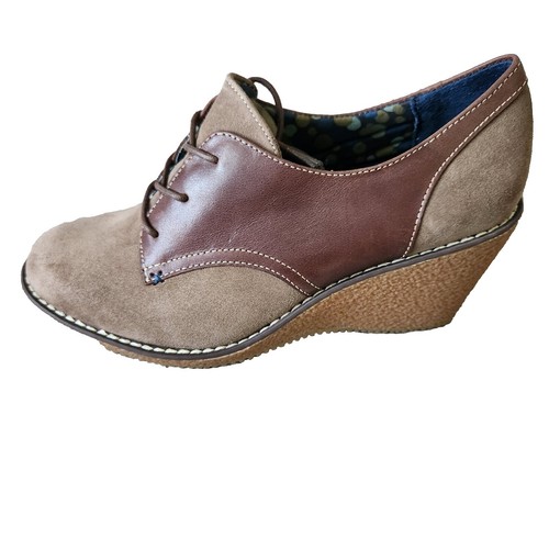 Dr. Scholl display picture 3
