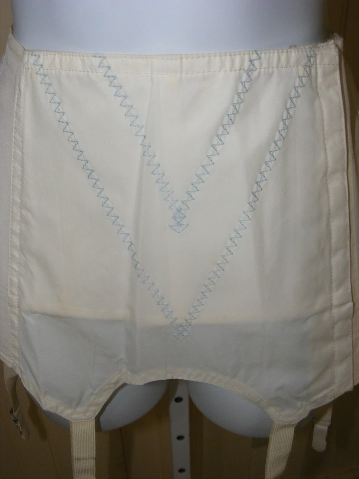 FAJA 60S MONTGOMERY WARD STOCK MUERTO LIGAS CONTROL DE BARRIGA #5673/28 Foto 3 de 4