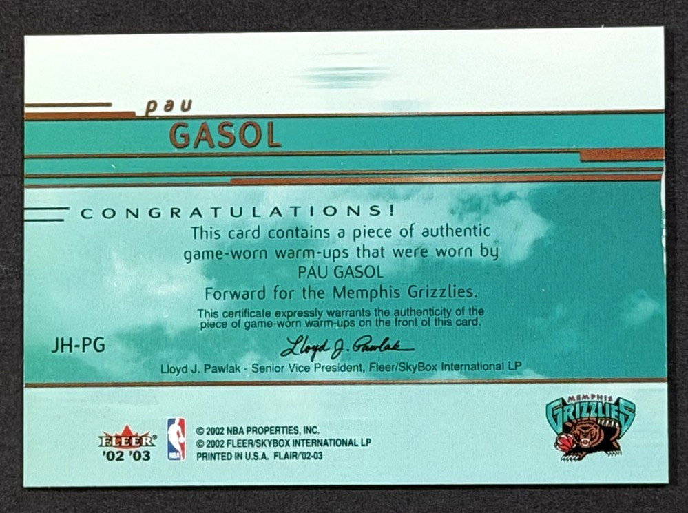 2002-03 FLEER FLAIR PAU GASOL GAME USED WARM-UPS JERSEY HEIGHTS view 2