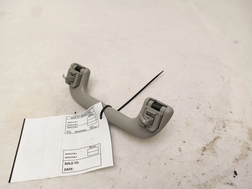 Manija de agarre de techo del conductor delantero para Toyota Prius C 2012-2019 OEM Foto 4 de 4
