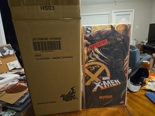 Hot Toys Hono Studio (HS03) WOLVERINE: Brown Suit EXCLUSIVE 1/6 Figure