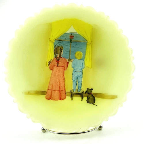 Vintage 1983 Fenton Hand painted Christmas Plate “Anticipation” Fantasy Series