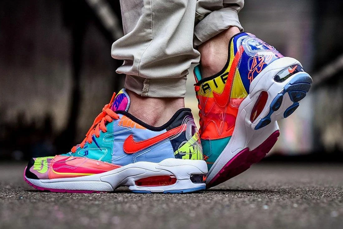 The nike x atmos sales air max 2 light