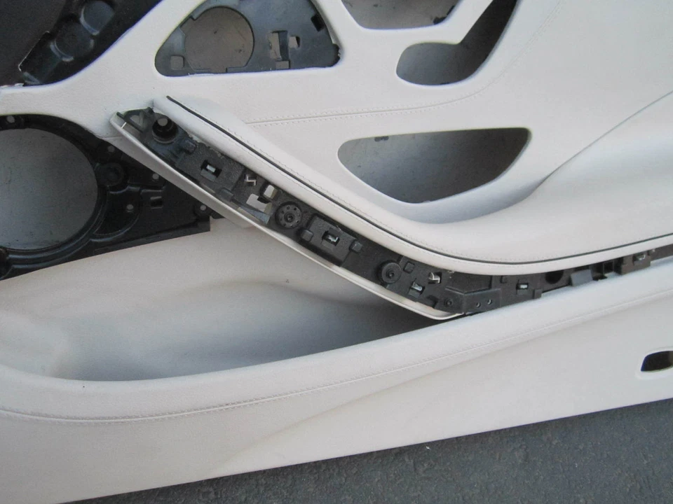 dp00911 Mercedes S550 Coupe AMG GT 2017 2018 2019 2020 RH door panel trim OEM - Изображение 4 из 4