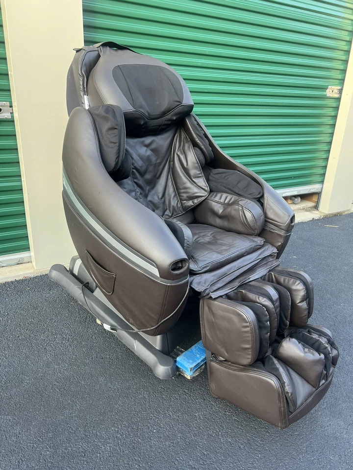 Silla de masaje Inada Sogno Dreamwave. Foto 2 de 4