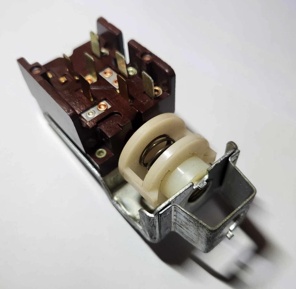 Headlight Switch fits 1971 Ford Pinto - Image 2 of 3
