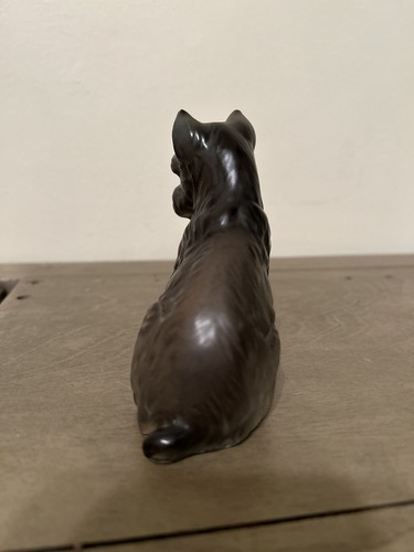 Napcoware Japan Porcelain Dog Figurine Schnauzer Dog W/ Sweet Brown Eyes #9051 - Picture 3 of 9