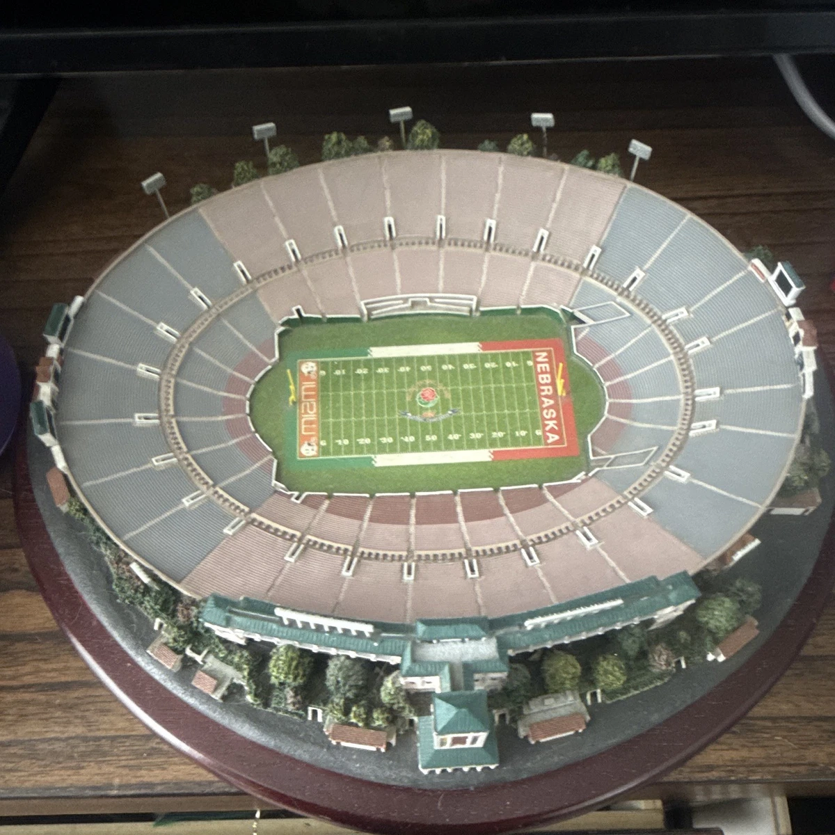 Danbury Mint Stadium In Danbury Mint Figurines for sale | eBay