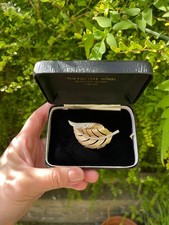 Vintage 1950s Crown Trifari Rhinestone Leaf Gold Tone Brooch Signed Boxed