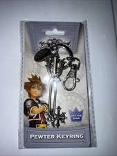 Disney Kingdom Hearts Oathkeeper Pewter Key Ring Brand New