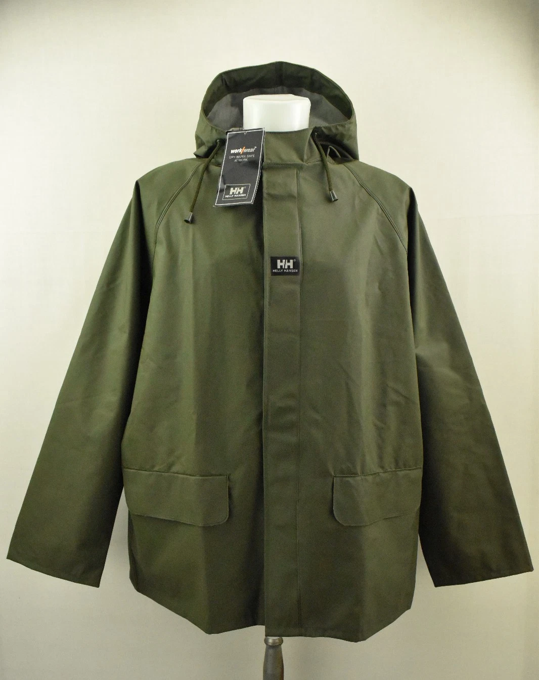 HELLY HANSEN Workwear Raincoat Jacket Men Fishing Hunting Army Green size M NEW