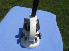 Vintage Optical Microscope With 4X  10X  40X Lenses