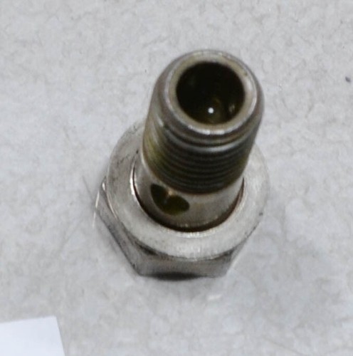 AUDI A4 Cabrio B6 8H Bj 04 2,5TDI BDG 120KW Schraube Kraftstoffpumpe #3-288-F55