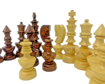 Jeu D’échecs En Bois Sculpté Main – Pièces De 8,9 Cm, 32 Pièces Pondérées, Fait Main