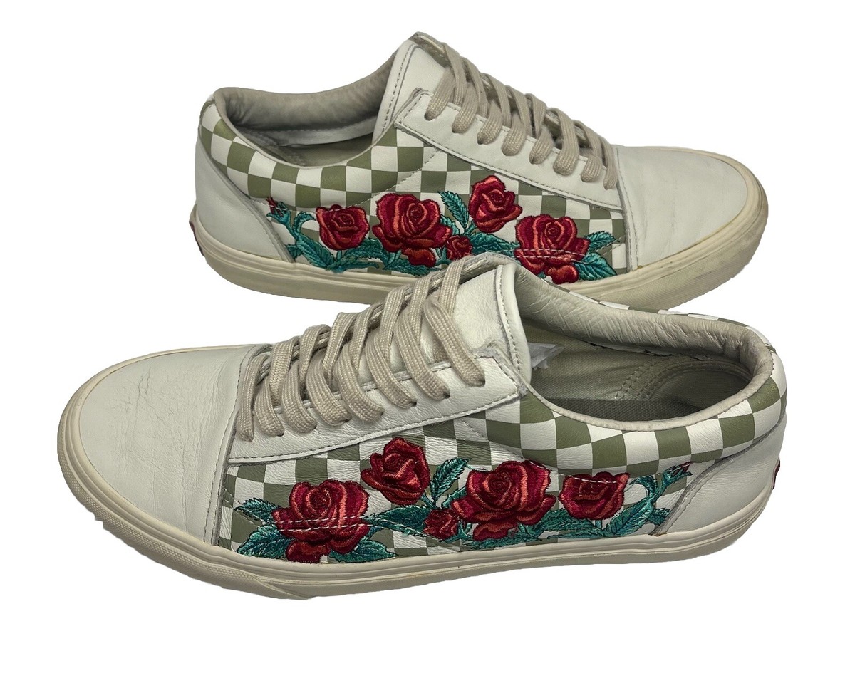 Vans Old Skool All White Vans With Roses Vans Old Skool White