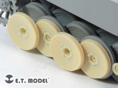 ET MODEL 1:35 Demeged Road Wheels for Tiger I Early Version (For DRAGON Kit)