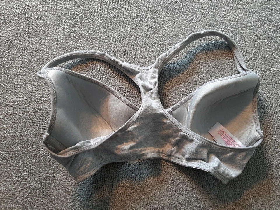Sujetador acolchado No Boundaries 34 B gris No Bo para mujer Foto 2 de 4
