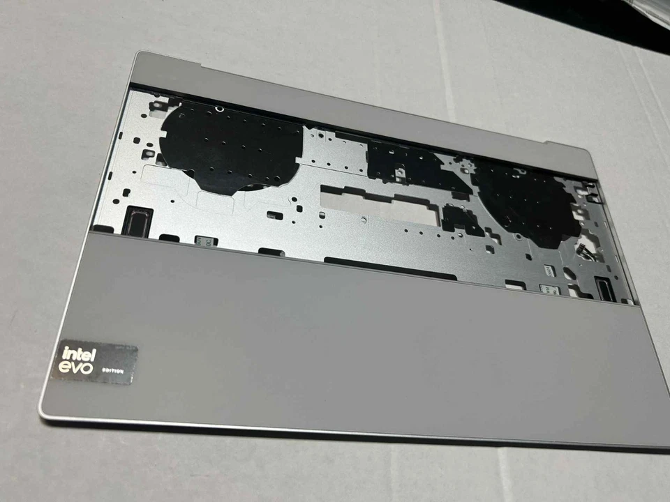 Белый подлинный Dell XPS 13 9340 Palmrest сенсорная панель верхний чехол RGPC2 0RGPC2 - Изображение 4 из 4