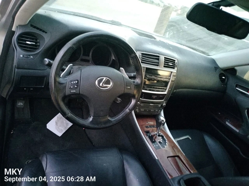 手套盒 2007 LEXUS IS250 — 第 4/4 张图片