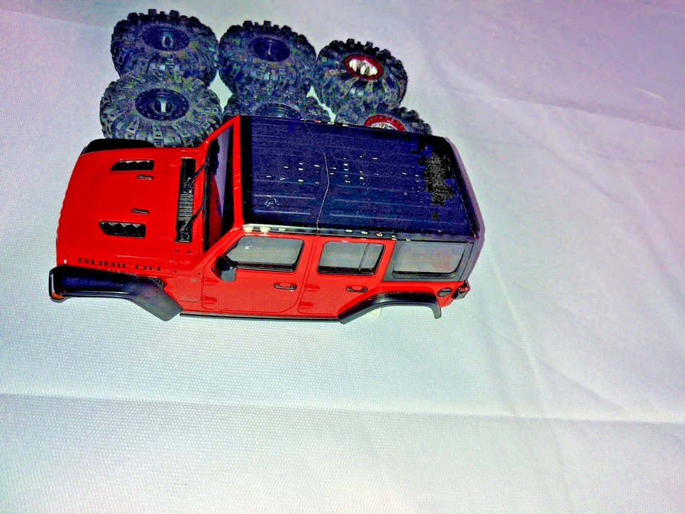 Mini Z 4x4 Jeep Red Body Only includes 6  1/24 wheels and tires - Image 3 of 4