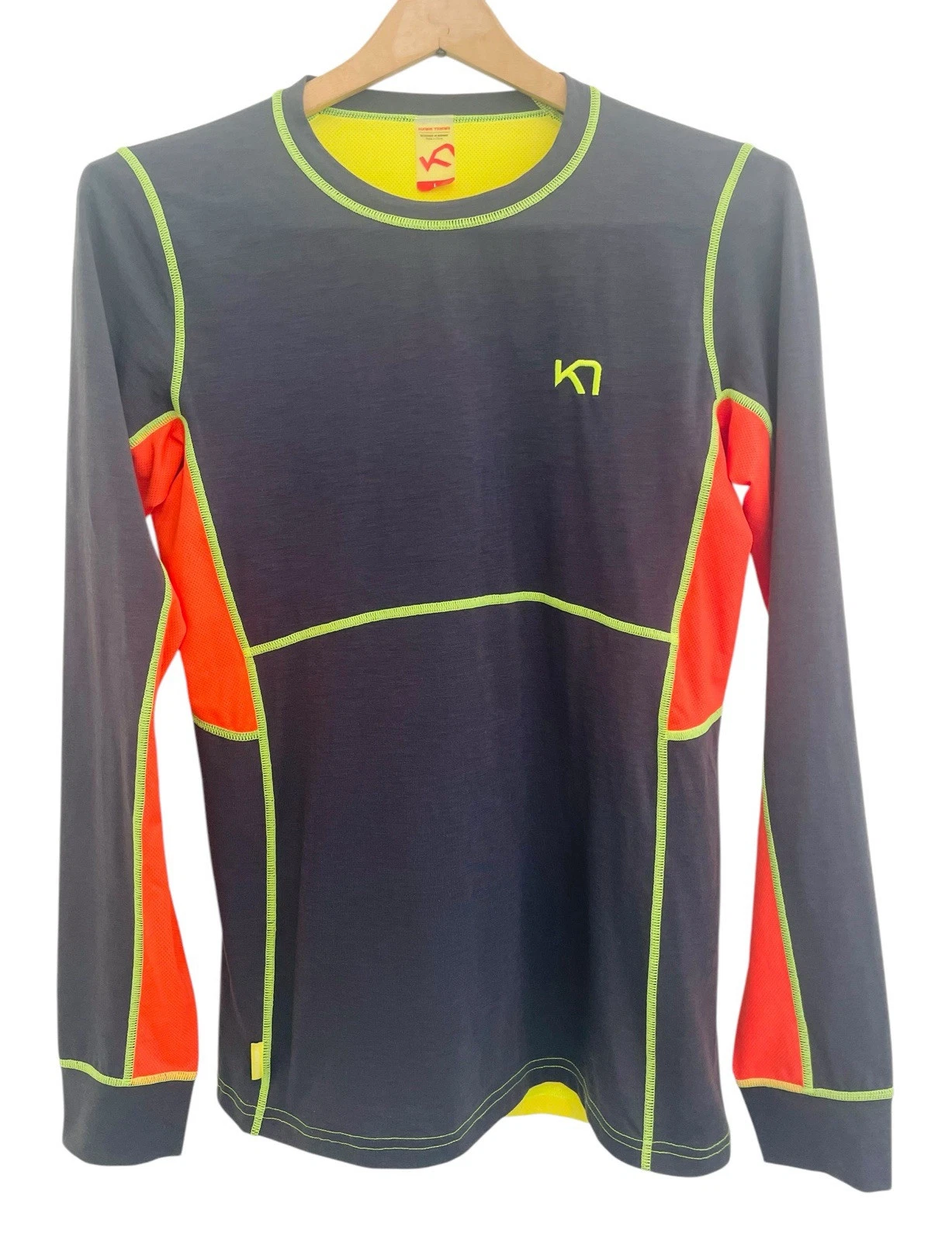Kari Traa Women's Sz LG Long Sleeve Top Base Layer Dry Release Athleisure Active