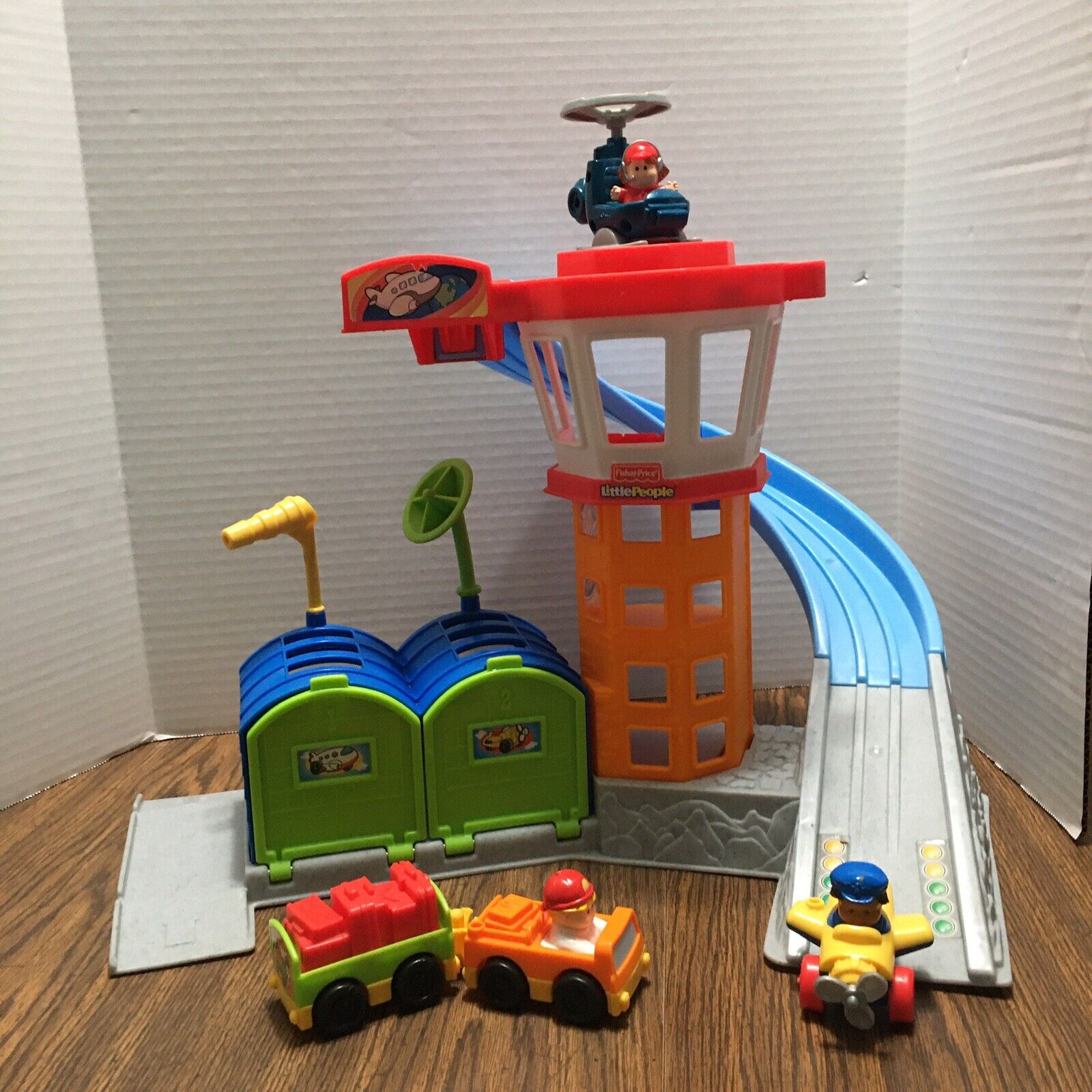 Picture 2 of 19
