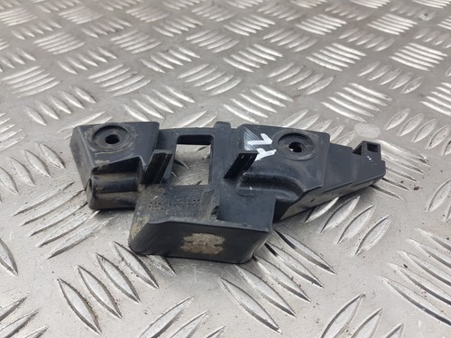 2013 VOLKSWAGEN JETTA MK6 FRONT LEFT GRILLE BRACKET - Picture 2 of 12