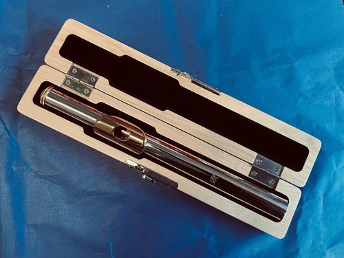 New MIYAZAWA FLUTE HEAD JOINT - MZ10 in .925 SILVER and GOLD TRIM - Ships FREE - Picture 3 of 5