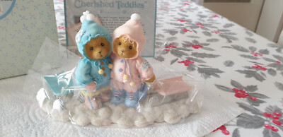 cherished teddies ist signiert und er ist Neu wie man gut auf den Bildern