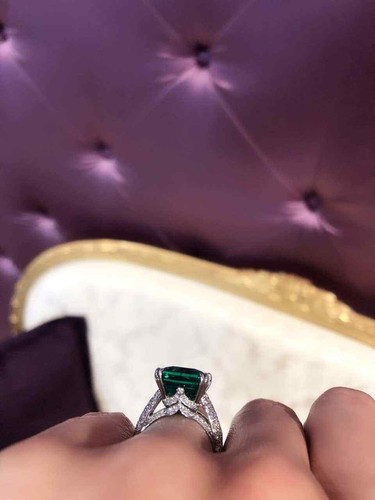 Magnificent Vivid Green Cushion Cut 8.26CT Emerald & Micro Pave CZ Wedding Ring - Picture 5 of 8