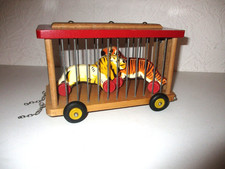 altes DDR Holz Spielzeug  - Zirkuswagen mit Tiere 60iger