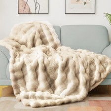 Soft Luxury Faux Fur Bubble Blanket, Thick Warm Cozy Throw Blanket for Couch,...
