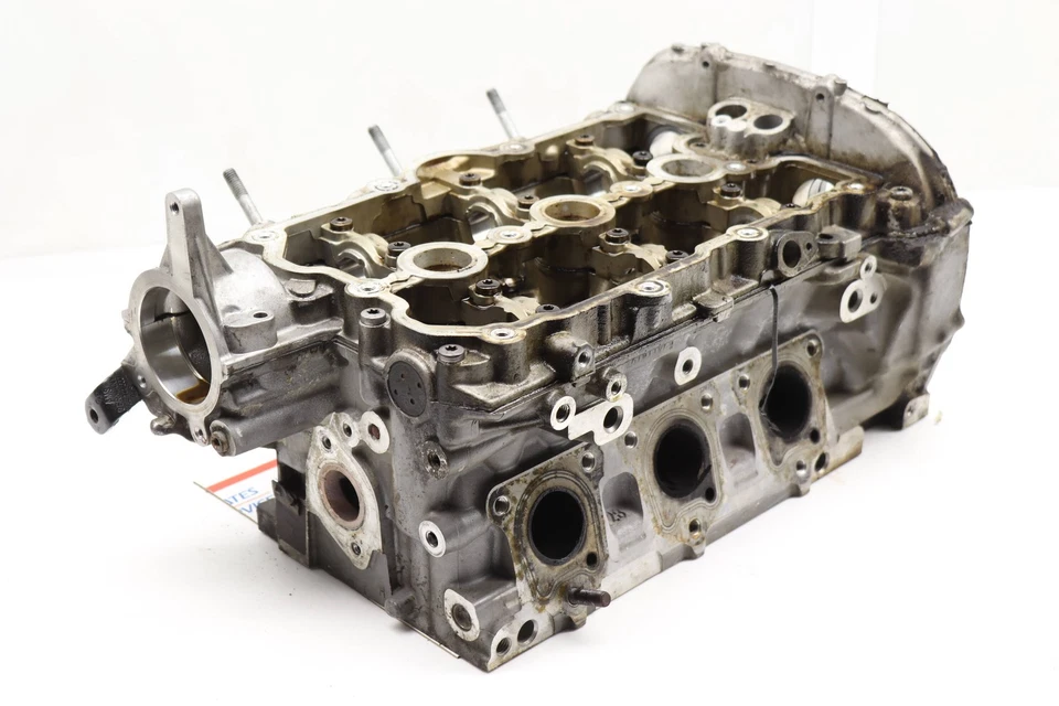 2012-2014 AUDI A8 QUATTRO 3.0L - слева 3.0T головка блока цилиндров двигателя 06E103065N - Изображение 3 из 4