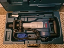 BOSCH DH1020VC SDS Max Demolition Breaker Hammer 15 amp Corded NEW