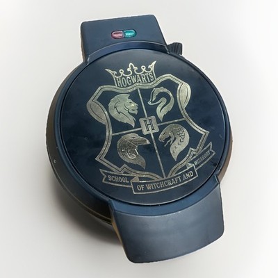 7'' Round Harry Potter Waffle Maker Imprints Hogwarts Crest Design