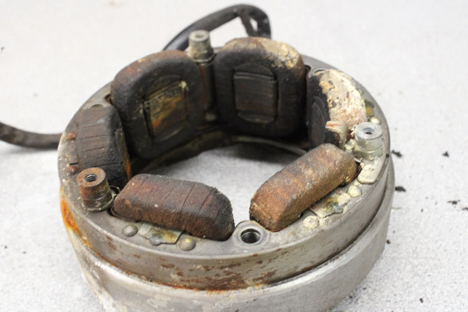 Honda CL77 1967 Scrambler generador de estator alternador bobina magnética Q5-3730. GU Foto 2 de 4