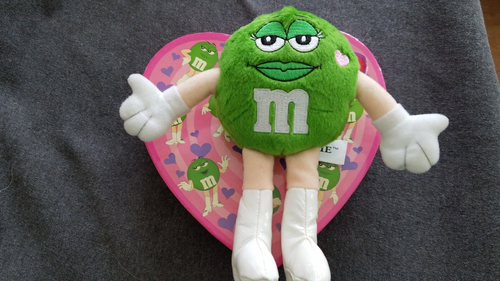 M&M's Galerie Green Plush Character Stuff Toy w/ Heart Box of Candy New - Picture 2 of 21