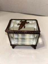 ANTIQUE GILT METAL BEVELLED GLASS CRYSTAL TRINKET Alligator JEWELERY BOX