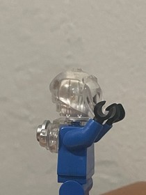LEGO Batman  Mr. Freeze Minifigure 7783/7884  Keychain read description 