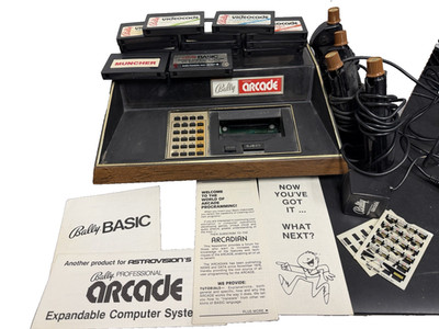 Bally Professional Arcade Console, 13 Games, 4 Controllers, Paperwork, Muncher!