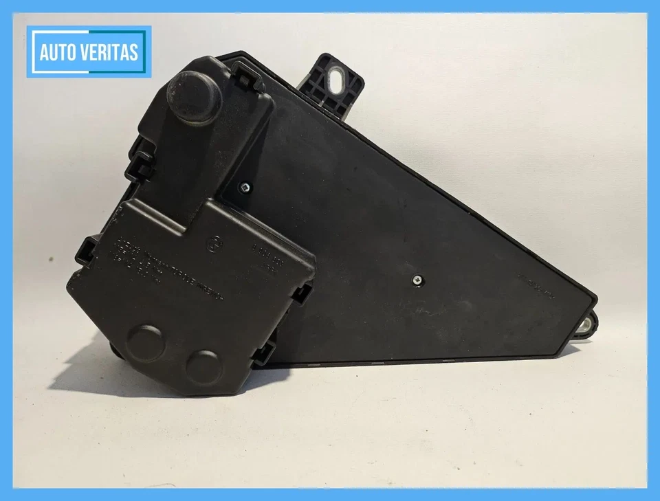 Original BMW E61 525i 192 PS fuse box 6906558-07 - Image 2 of 4