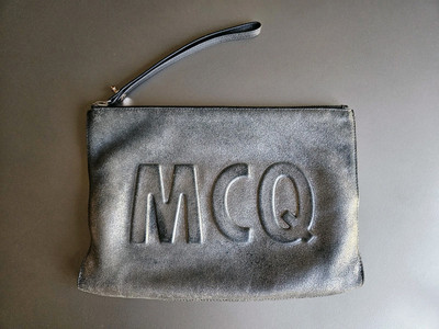 Mcq Alexander Mcqueen Silver Metallic Leather Clutch