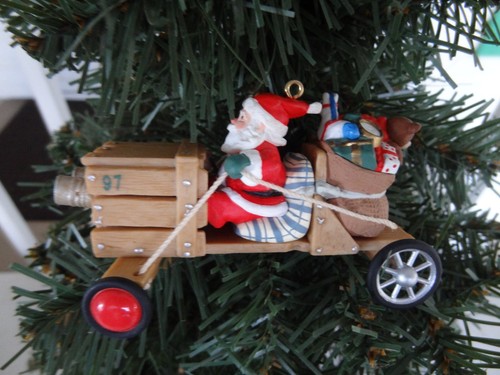 THE CLAUS-MOBILE HERE COMES SANTA HALLMARK ORNAMENT 1997 NEW #19 IN SERIES - Picture 10 of 10