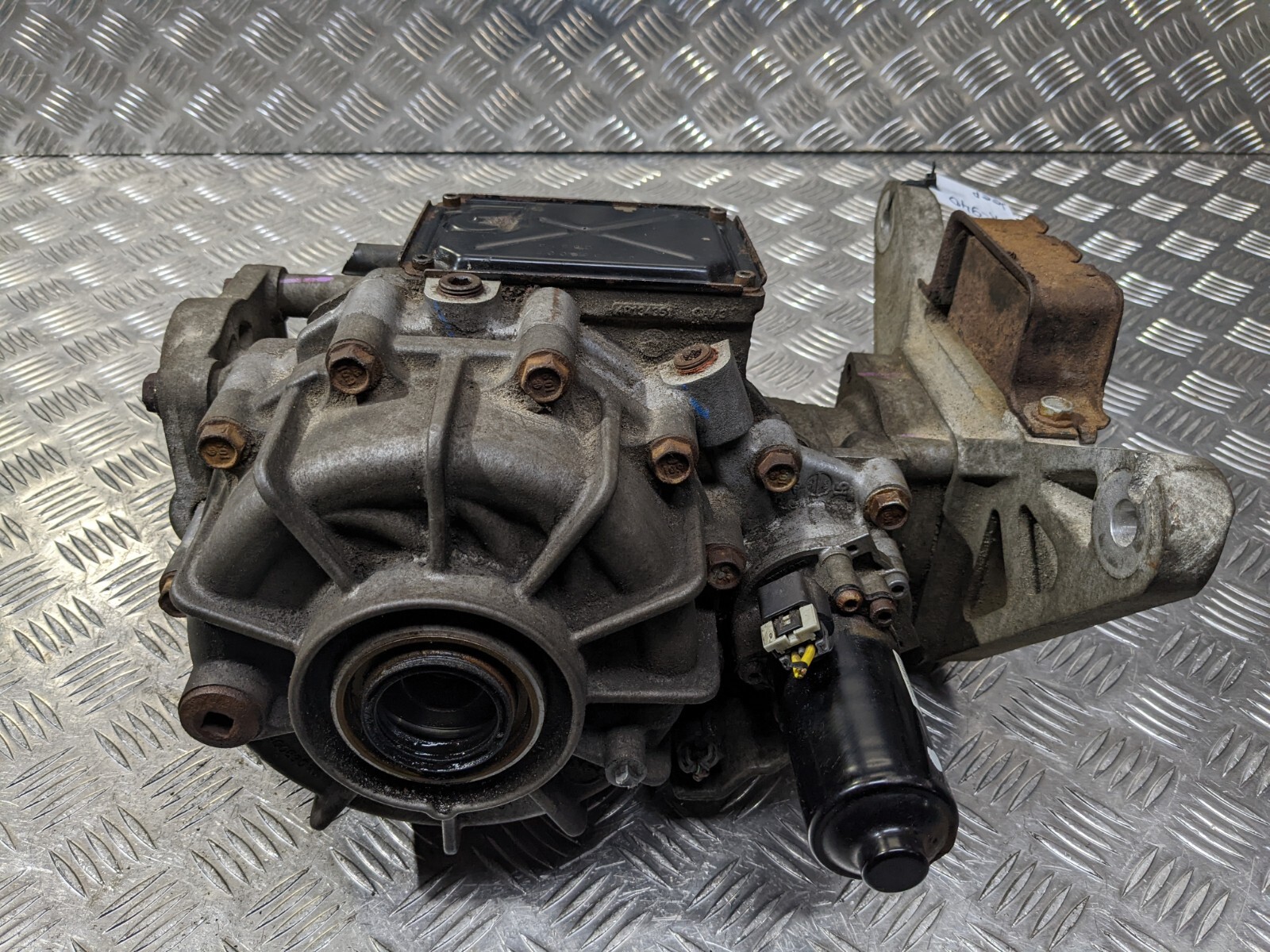 JEEP CHEROKEE DIFFERENTIAL DIFF REAR MANUAL 2.0 CRD DIESEL 4WD MK5 KL