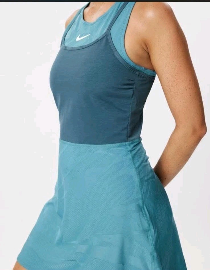 Mujer The Nike Dri-FIT Slam Mujer Vestido de pádel Espalda Corredora Verde Grande Nuevo con Etiquetas