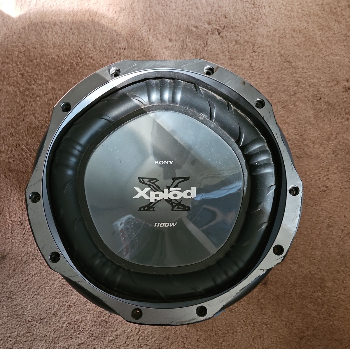Sony Xplod 1000 Watts Sub Sony XPLOD 10