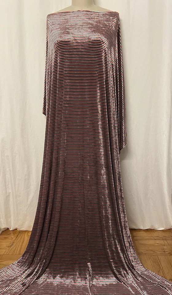 Tela Rayón Elastizada Terciopelo Iridiscente Rojo Blanco Azul 2 Yardas Largo 54" Ancho Foto 3 de 4