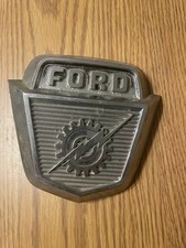 1953-1956 Ford F100 F-series Hood Emblem Baaa-16637-a Baak16637b Oem 1953-1956 Ford F100 F-series Hood Emblem Baaa-16637-a Baak16637b Oem